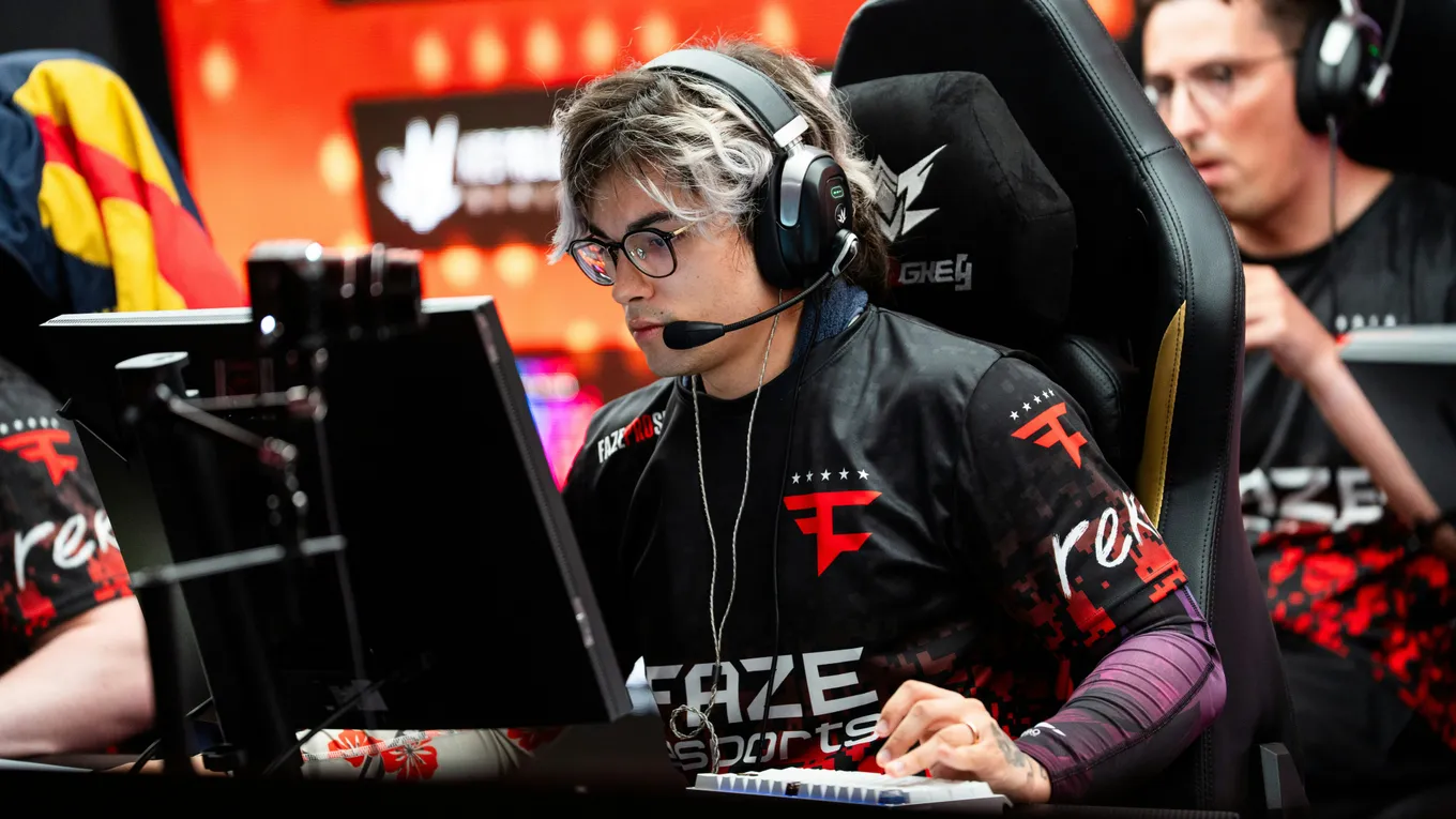 Прогноз на матч EYEBALLERS – FaZe: фаворит начнет набирать обороты?