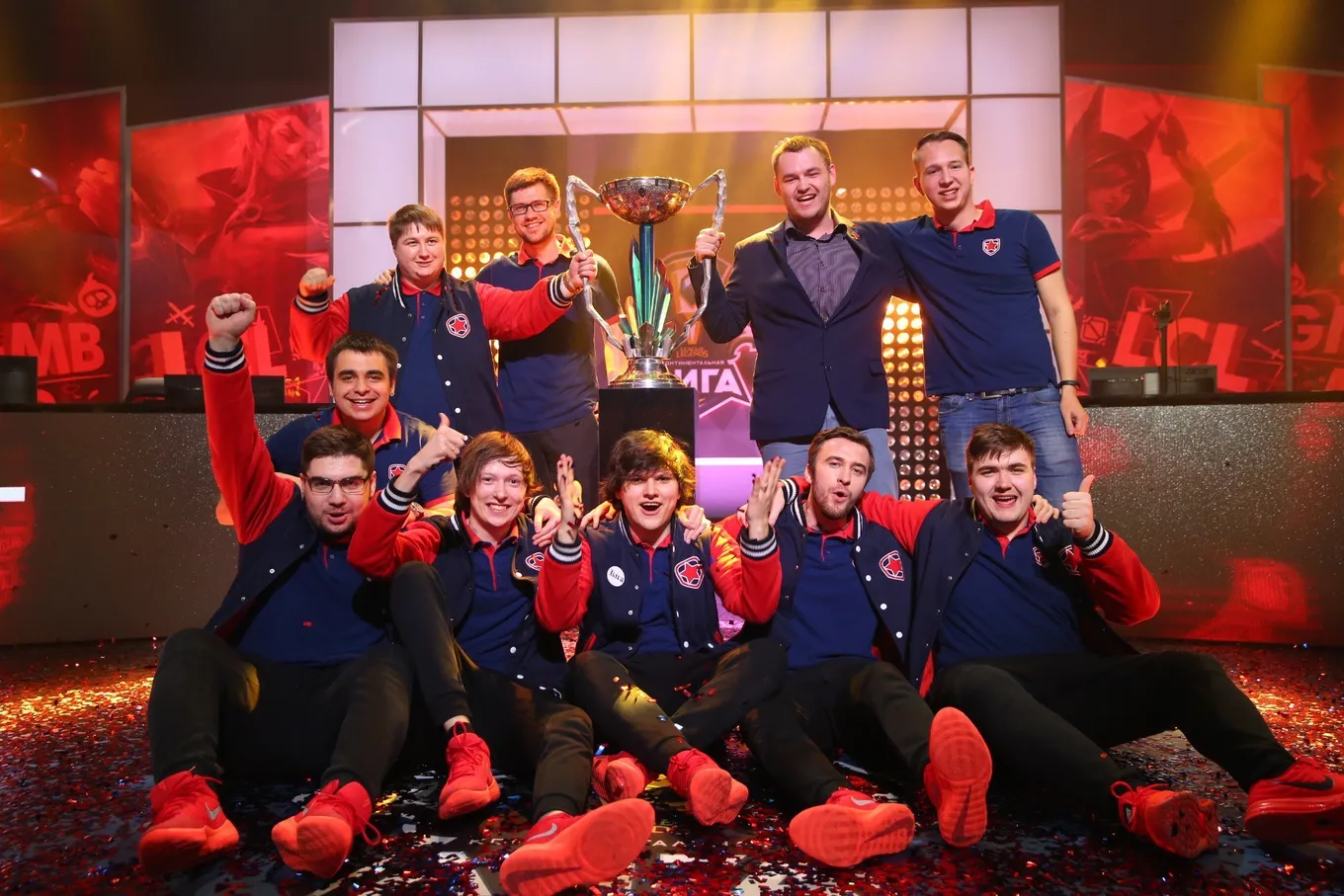 Вечером 3 сентября 2017 года легендарный ростер Gambit Esports по League of Legends с Эдвардом Edward Абгаряном и Данилом Diamondprox Решетниковым завоевал первый в своей истории титул «чемпиона СНГ»