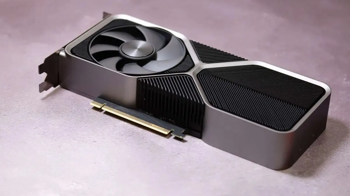 Возможный вид Nvidia RTX 5070 Ti