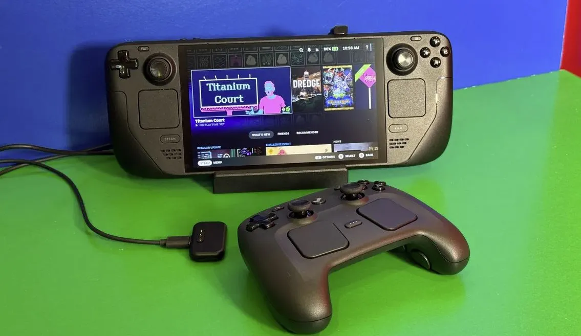 Steam Controller и Steam Deck (изображение cnet.com)