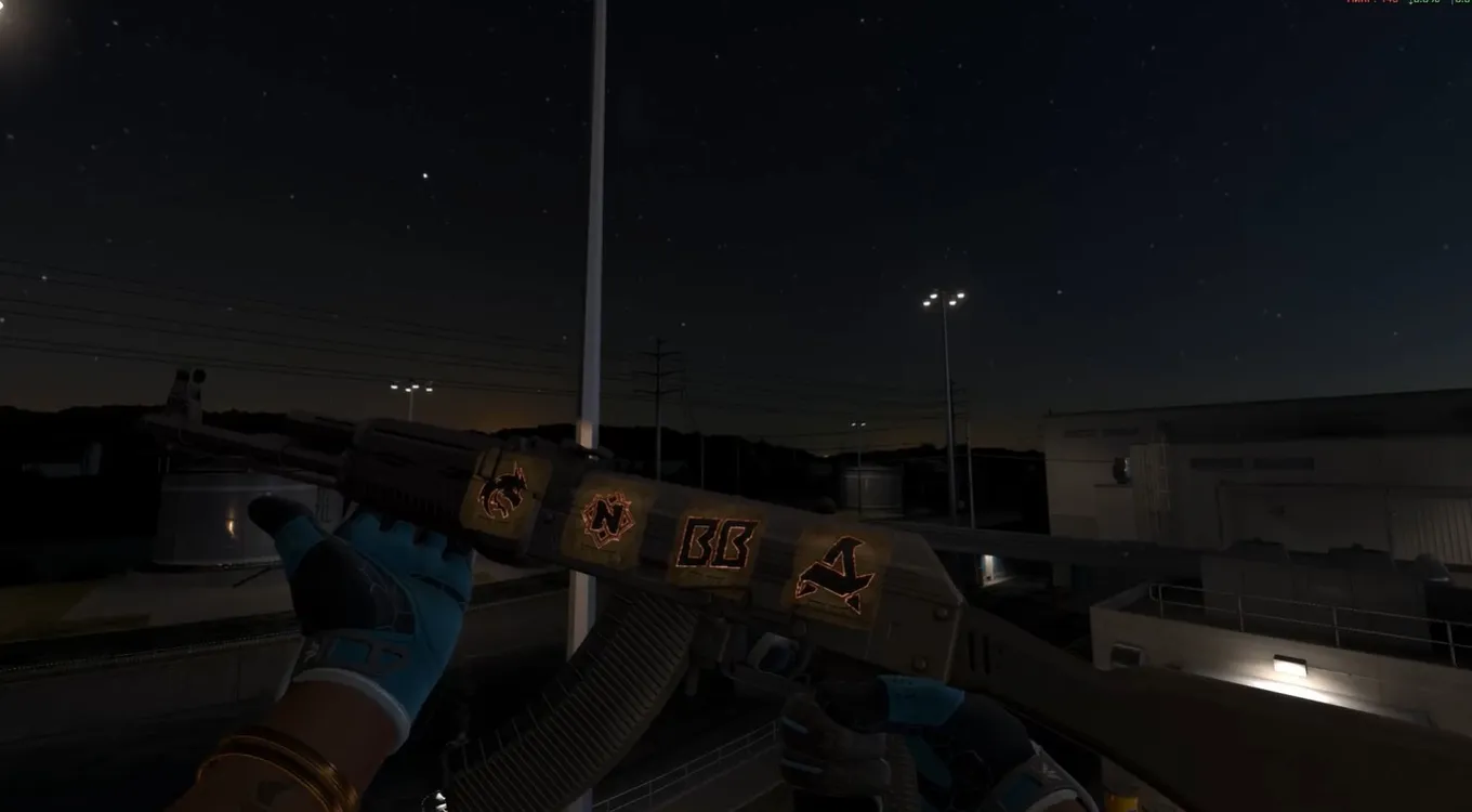 Светящиеся наклейки в Counter-Strike 2