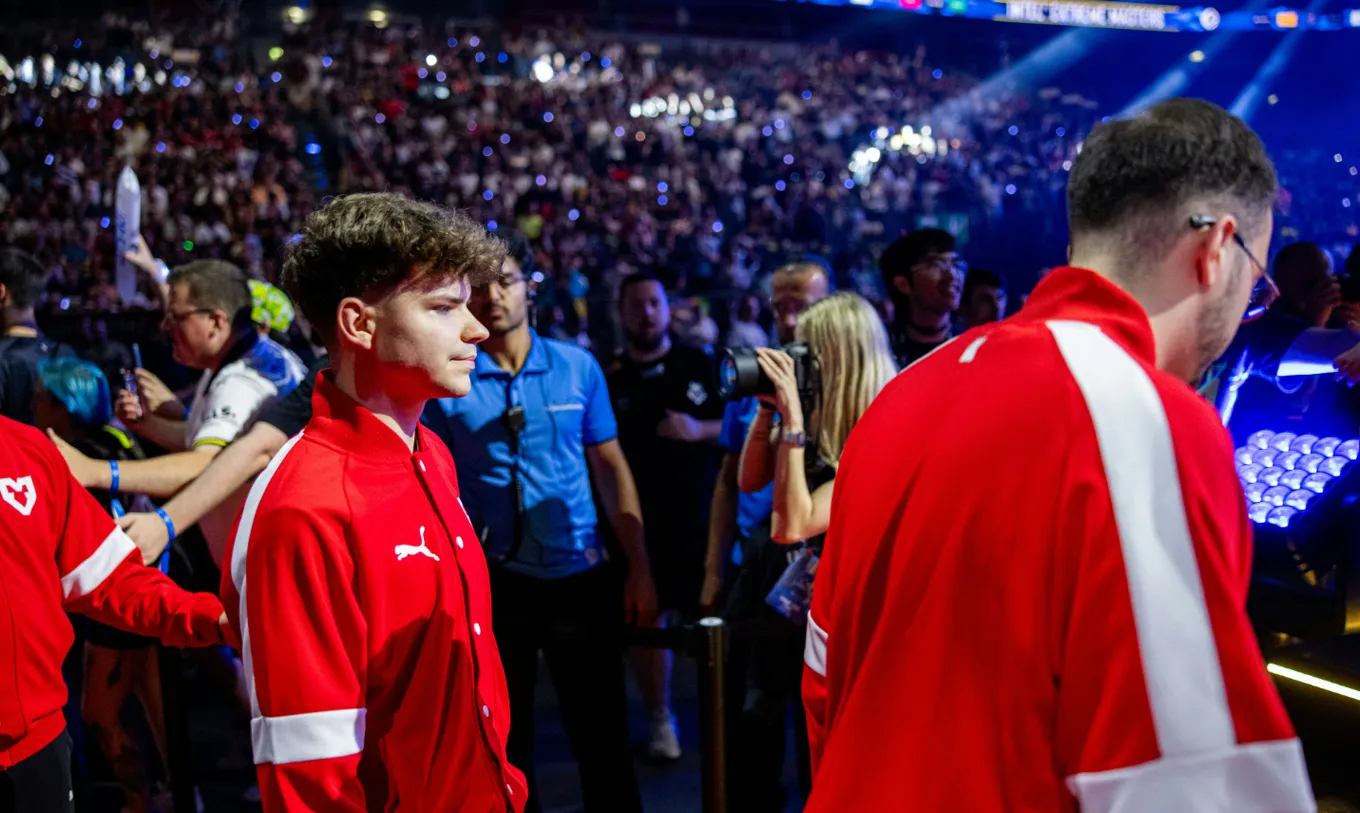 MOUZ