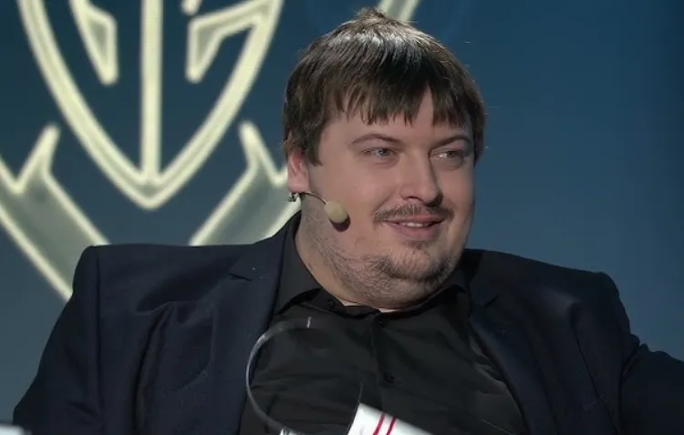 Михаил Dosia Столяров