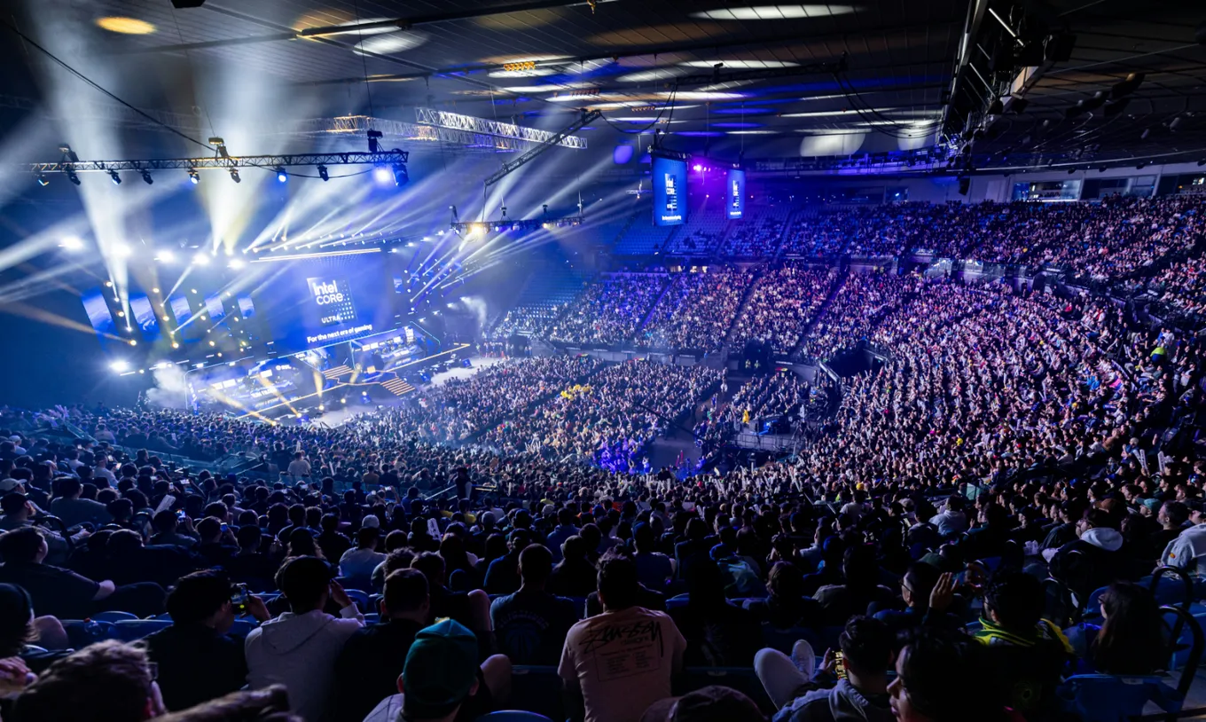 Аншлаг на Rod Laver Arena перед гранд-финалом турнира