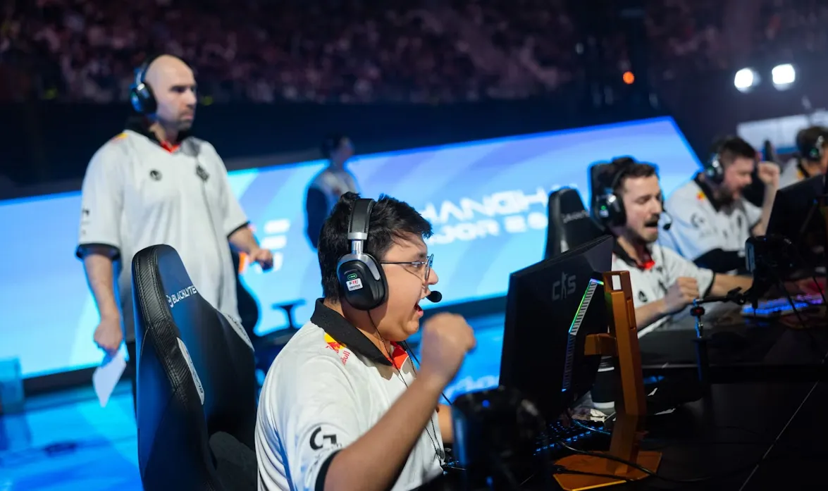 G2 Esports дошла до полуфинала мейджора, где уступила FaZe Clan и покинула турнир