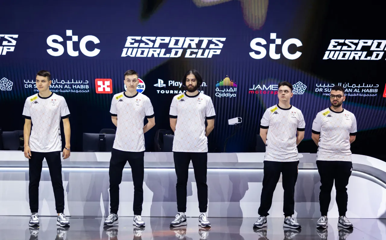 Пиком достижений стали полуфиналы плей-офф на таких турнирах, как Esports World Cup 2024 и BLAST Premier: Spring Final 2024