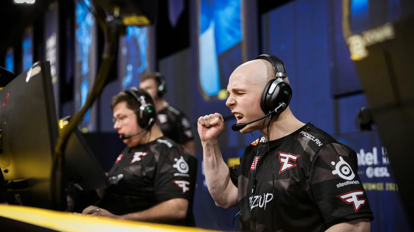 FaZe – SAW прогноз (КФ 1,82) и ставки на матч PGL Cluj-Napoca 2025 14 февраля 2025 года