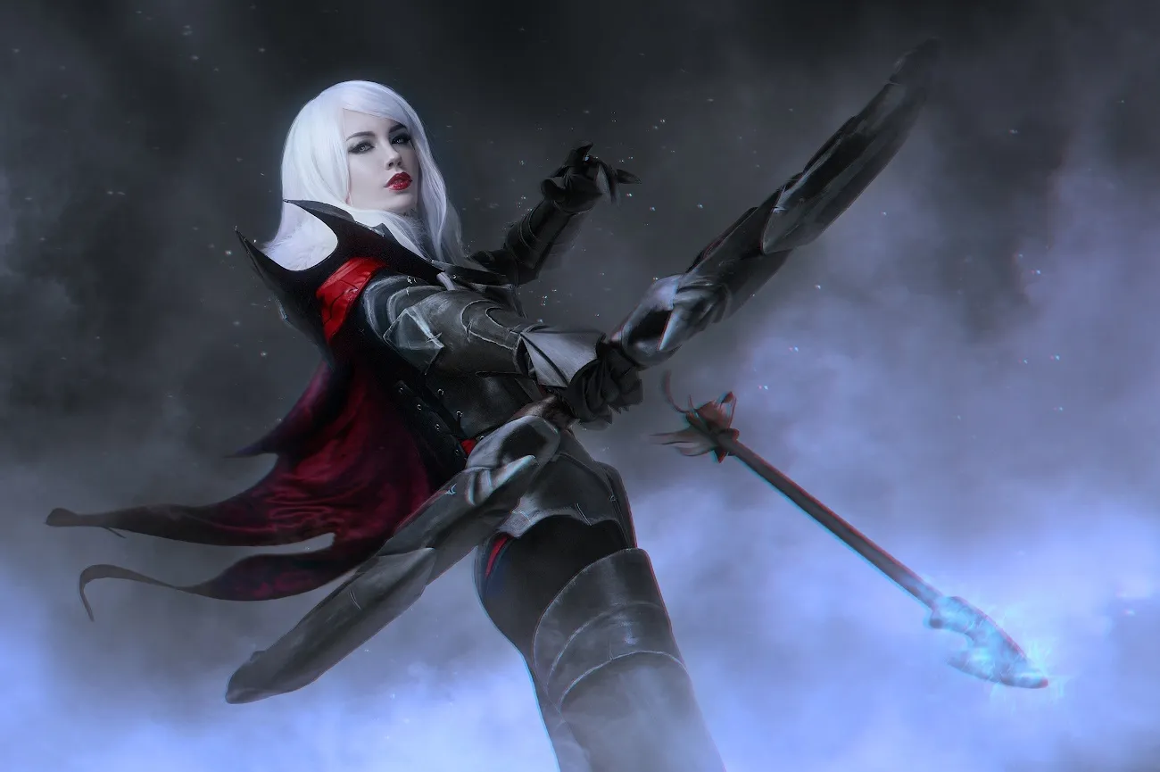 Косплей на лучницу Эш из League of Legends