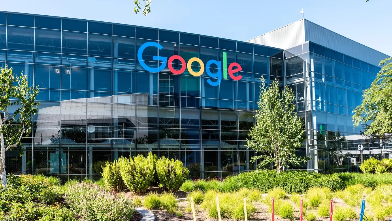 По мнению Роскомнадзора, после ухода из России Google прекратила поддержку и обновление своих серверов