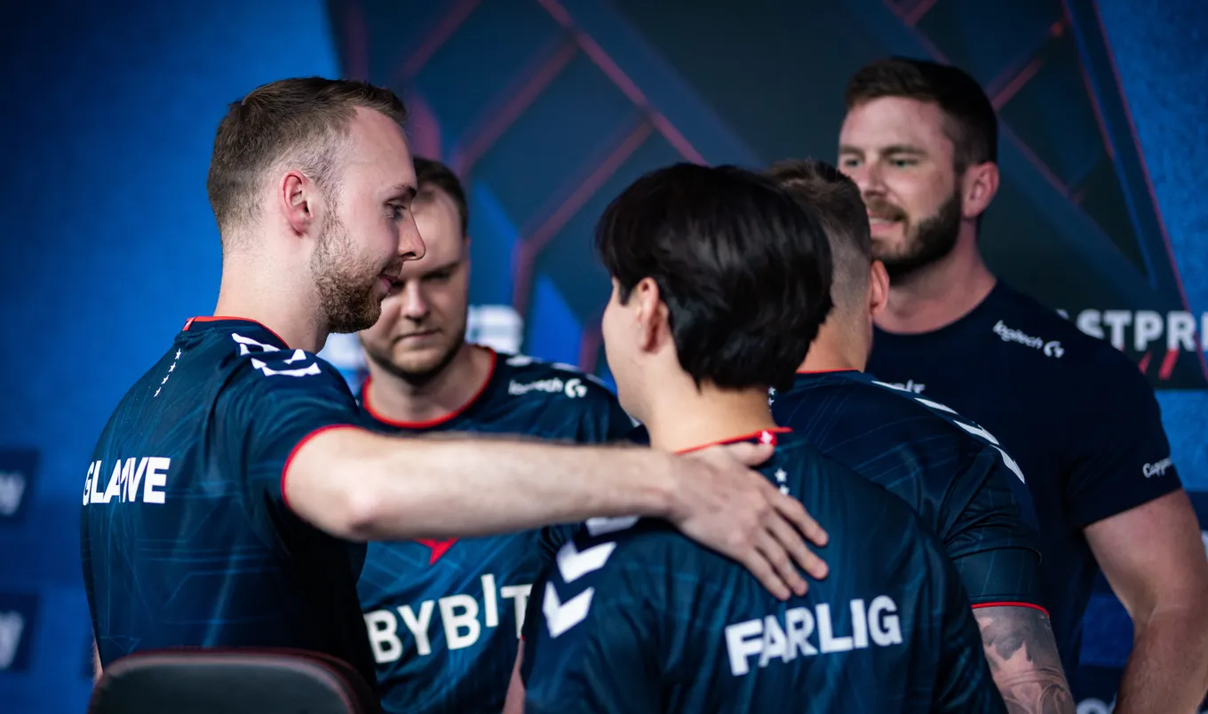 Astralis — HEET: без шансов для французского коллектива