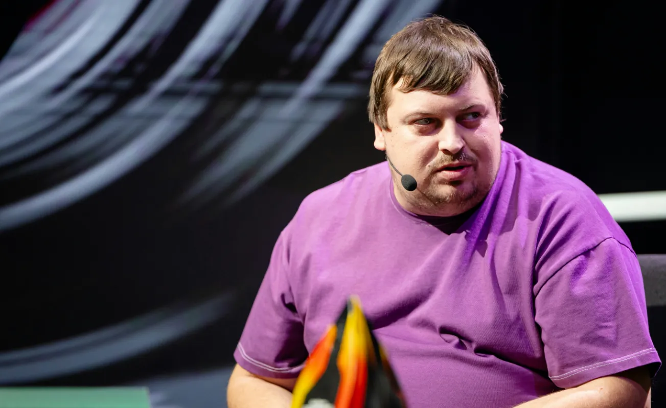 Михаил Dosia Столяров