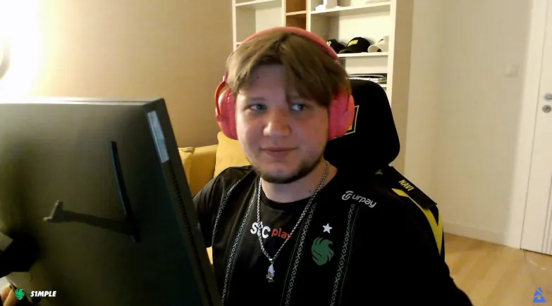 Александр s1mple Костылев
