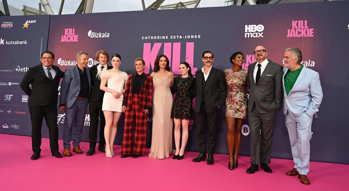 Оригинальную музыку для сериала «Убить Джеки» написал итальянско-австралийский композитор Маттео Зингалес