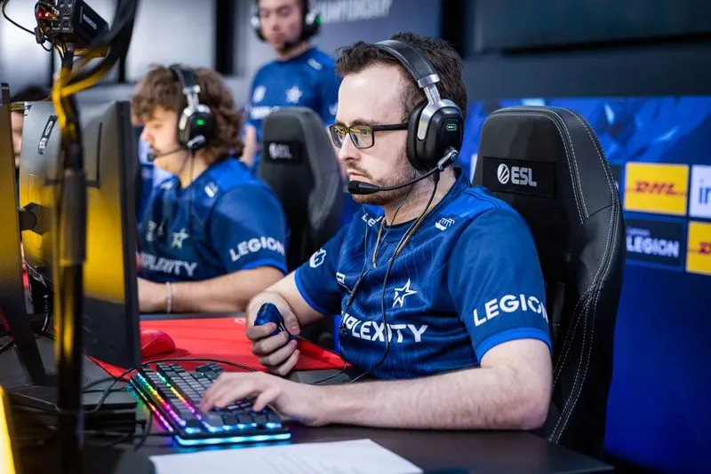 Complexity – Monte: команды устроят настоящую битву за место в четвертьфинале EPL