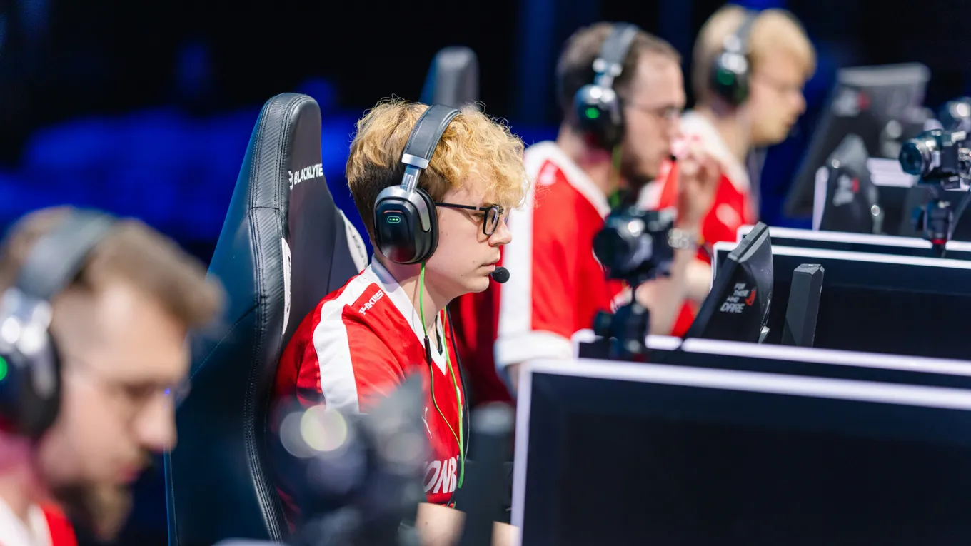 Прогноз на матч MOUZ – FURIA: бразильцы пропустят «мышек» в полуфинал