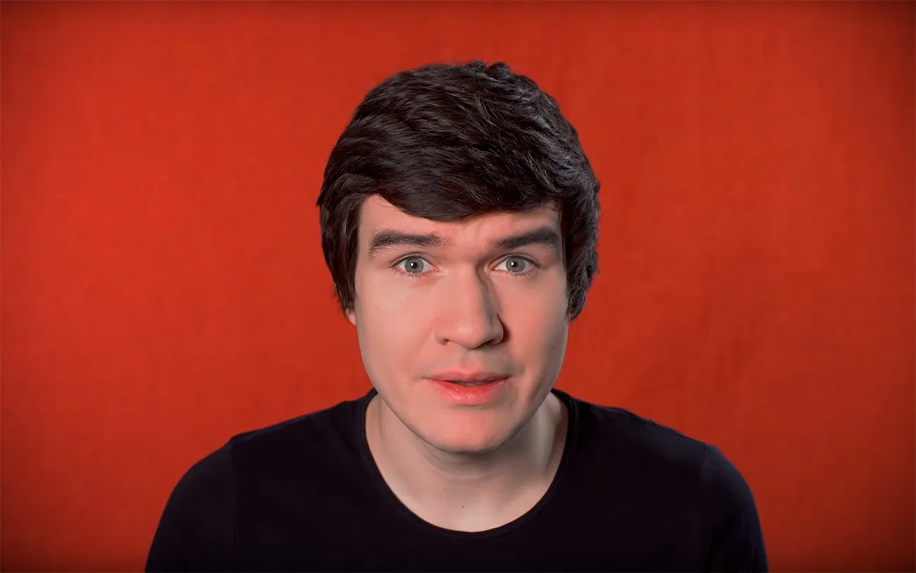 Видеоблогер и кинокритик Евгений BadComedian Баженов