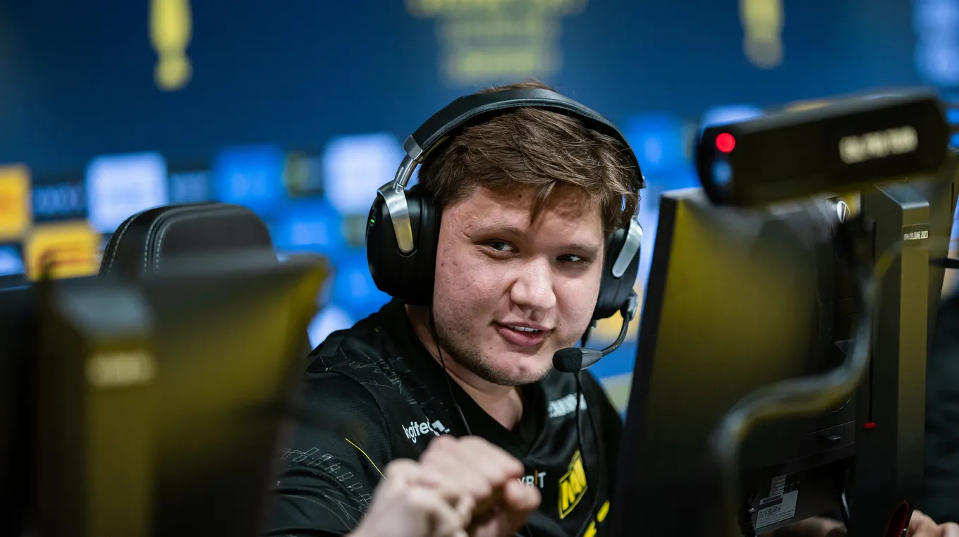 Александр s1mple Костылев