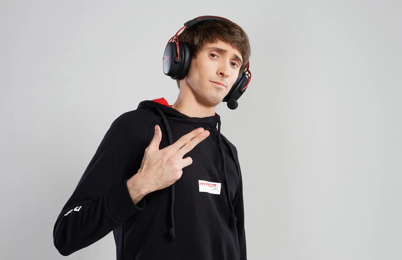 Данил Dendi Ишутин