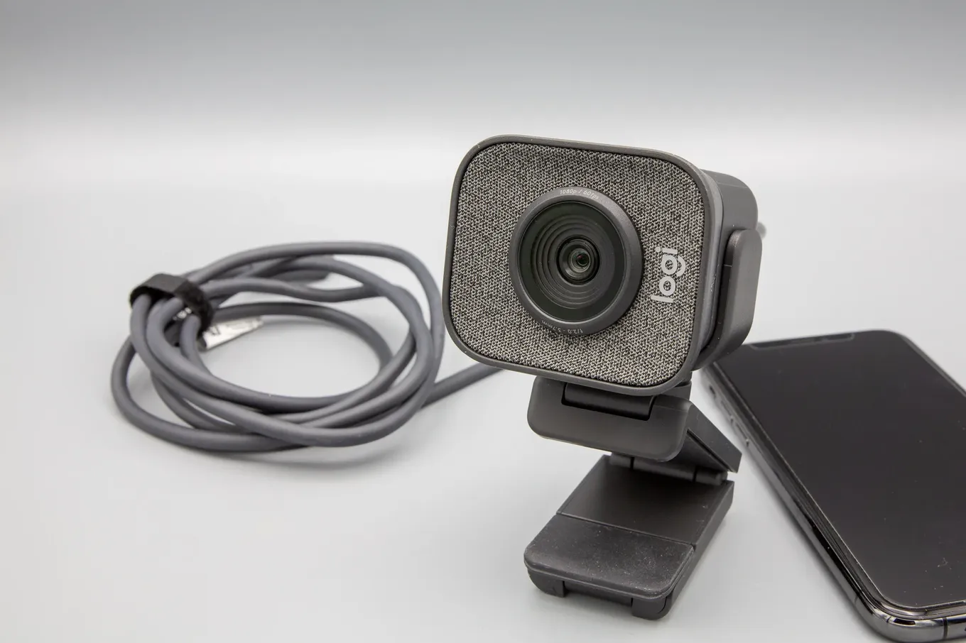 Веб-камера Logitech StreamCam