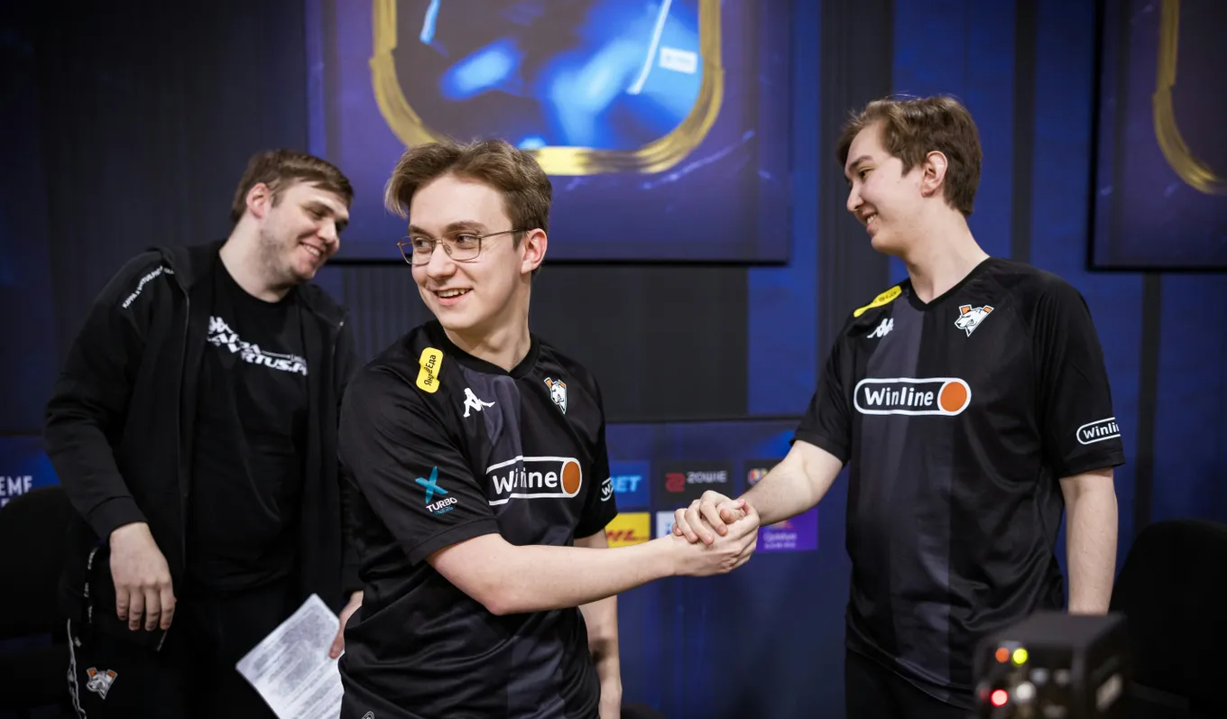 Руководство VP заменило Jame и n0rb3r7 на FL4MUS и ICY