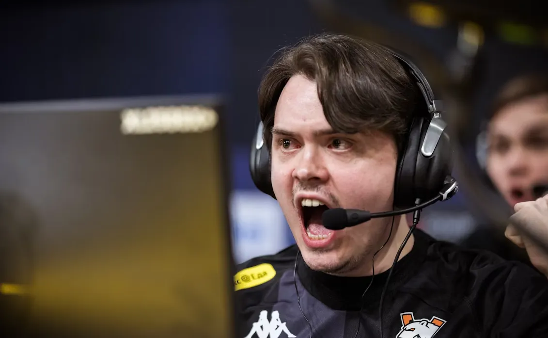 Virtus.pro дошла до четвертьфинала плей-офф, но заняла 5-6 строчку, уступив Team Spirit