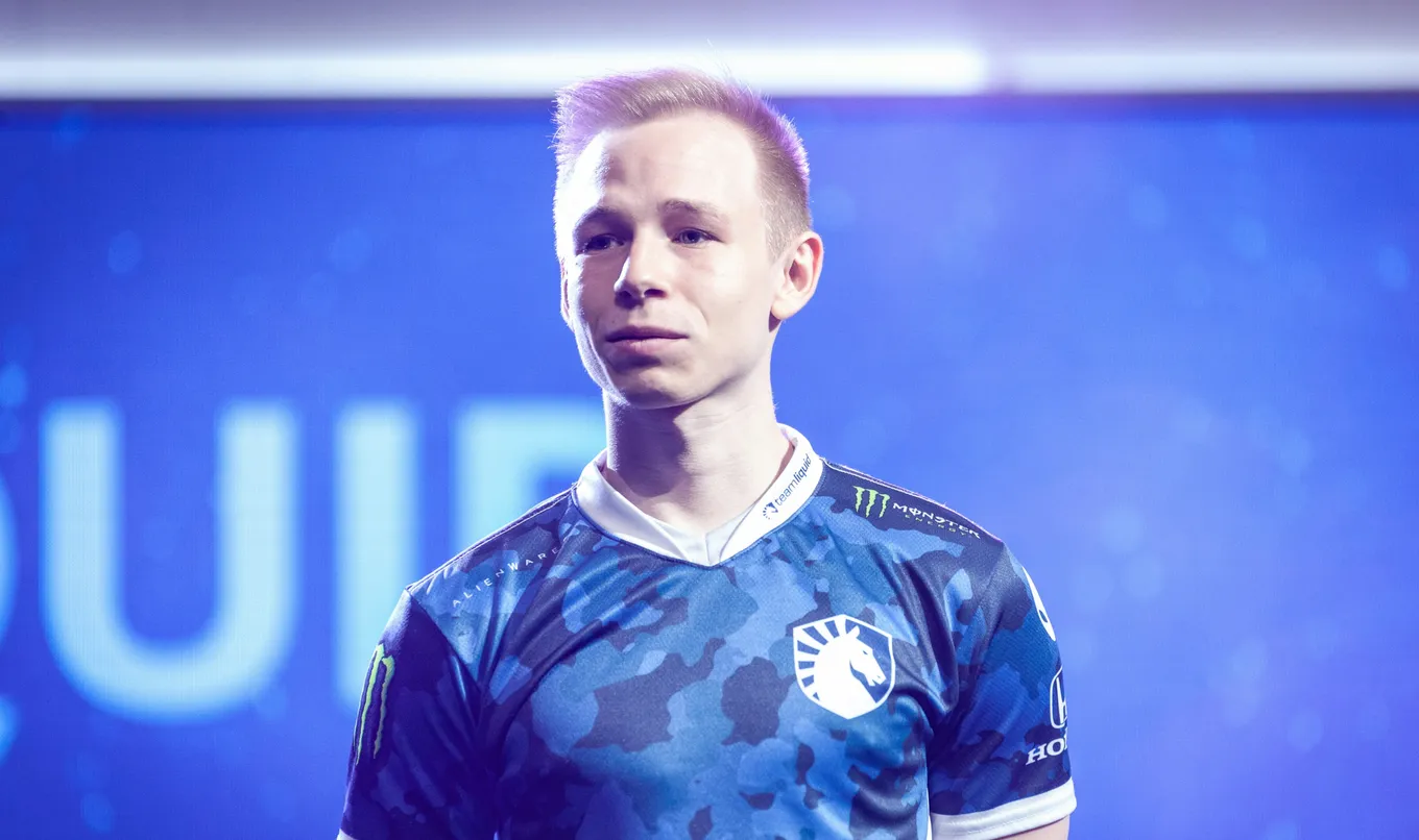 За свой период выступления в Team Liquid Джонатан сыграл 1744 матча