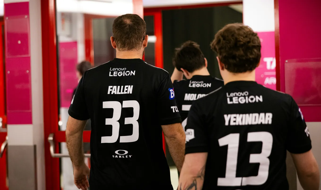 Прогноз на матч FURIA – Team Spirit: смогут ли «драконы» остановить набравших ход «пантер»?