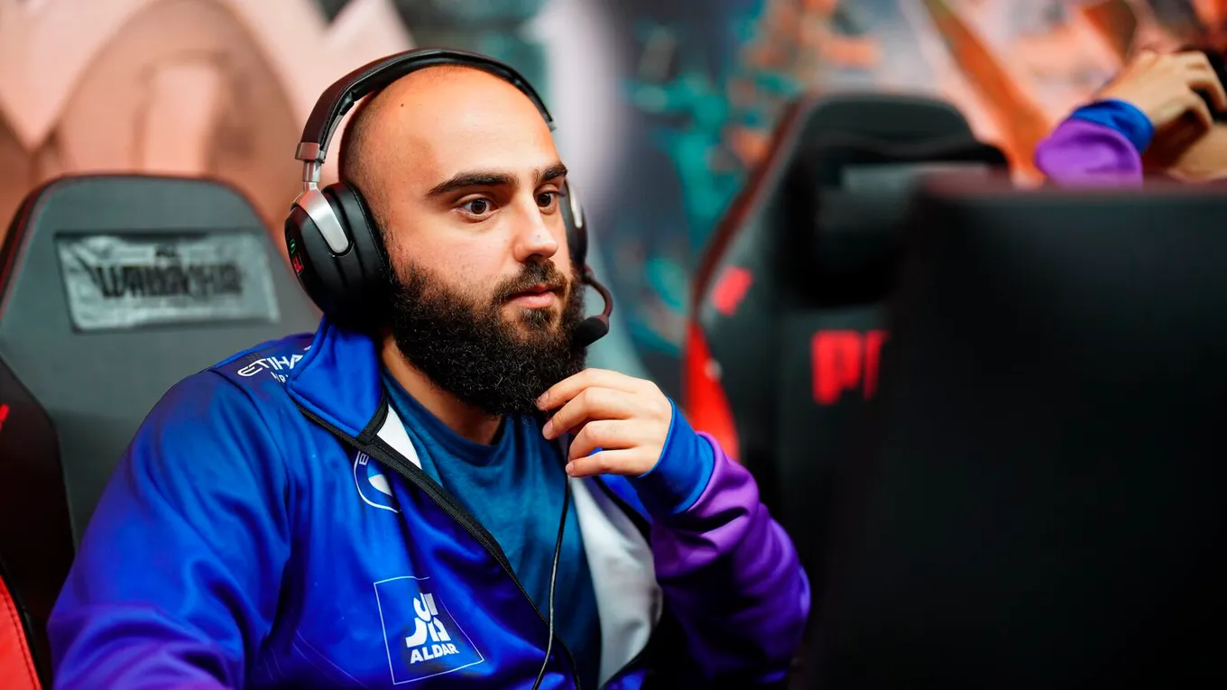 Звёздный микс под руководством KuroKy находится в поиске организации. По слухам, в нём будет играть Nightfall