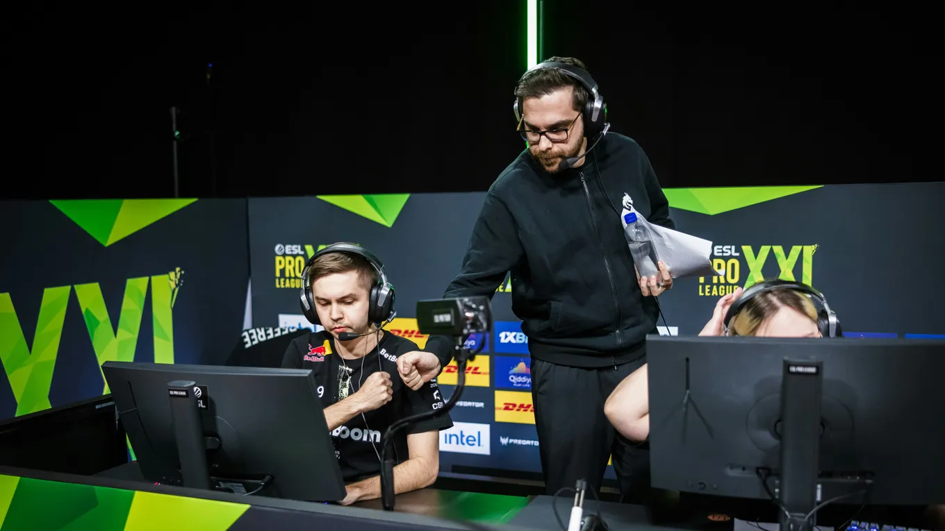 Spirit – Huns прогноз (КФ 1,87) и ставки на матч BLAST Open Spring 2025 19 марта 2025 года
