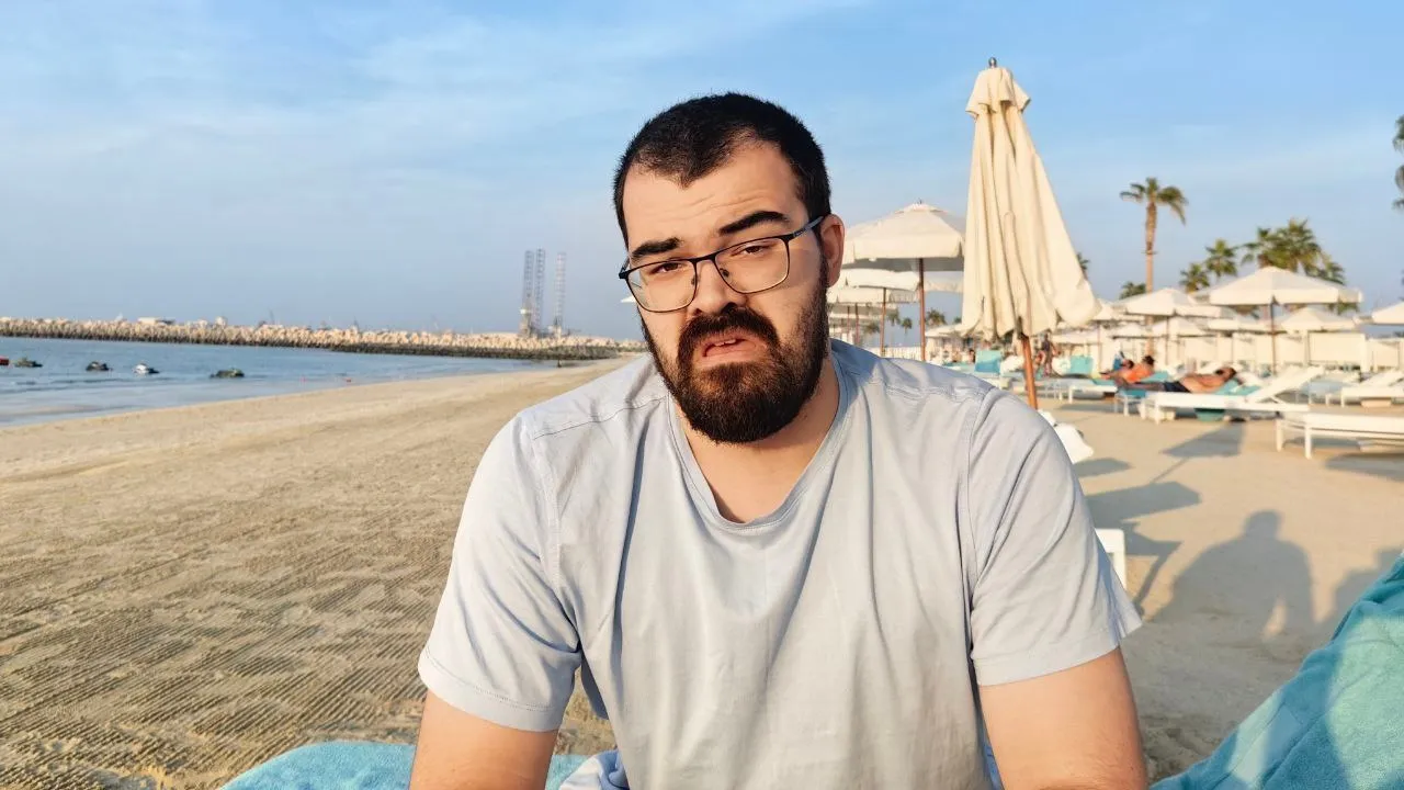 TpaBoMaH присутствует в списке «обвиняемых» Morf, но долгое время никак не высказывался о блогере