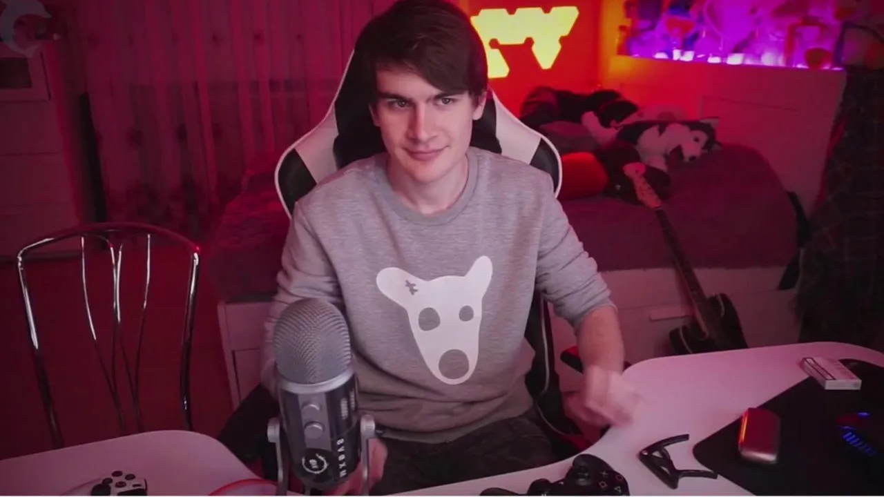 Bratishkinoff забанили на Twitch