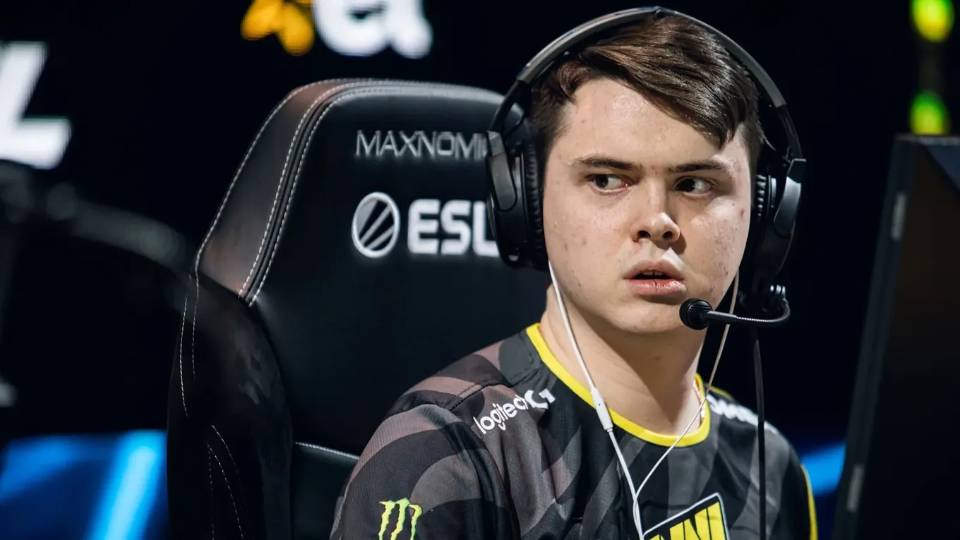 ElectroNic попросил Liquipedia убрать, а потом вернуть ему российский флаг