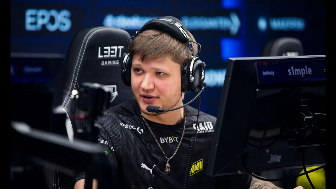 Александр s1mple Костылев