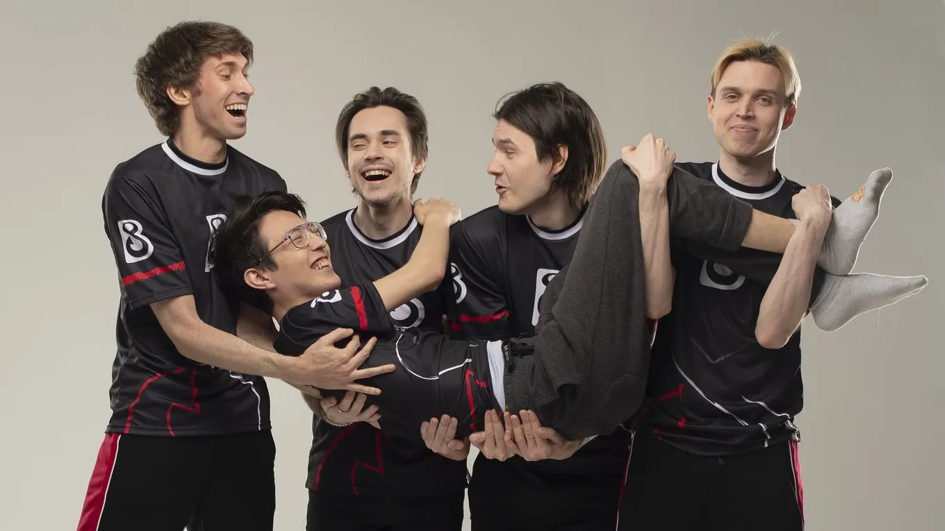 B8 Esports