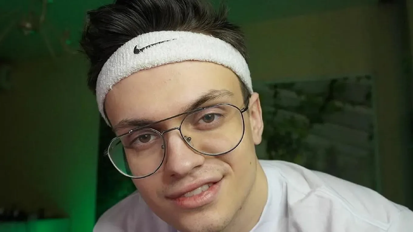 Вячеслав Buster Леонтьев