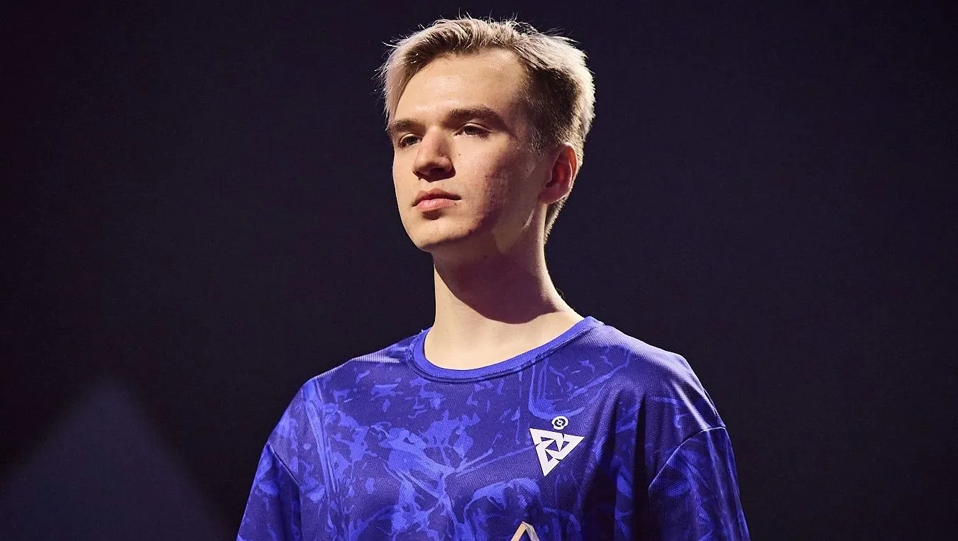 9 октября 2025 года Tundra Esports объявила о переходе керри Ивана Pure Москаленко в состав по Dota 2