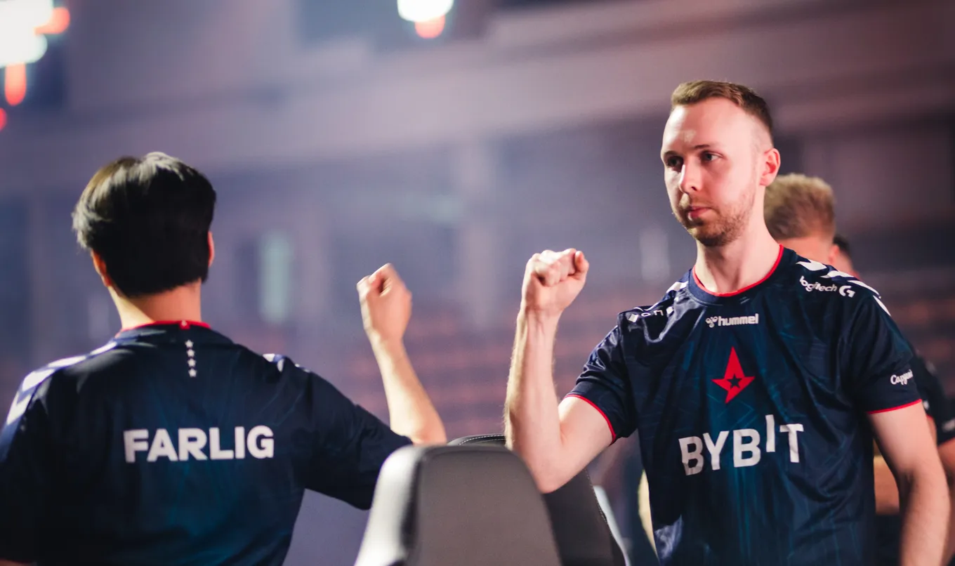 Cloud9 — Astralis: тяжелый матч за выход из группы