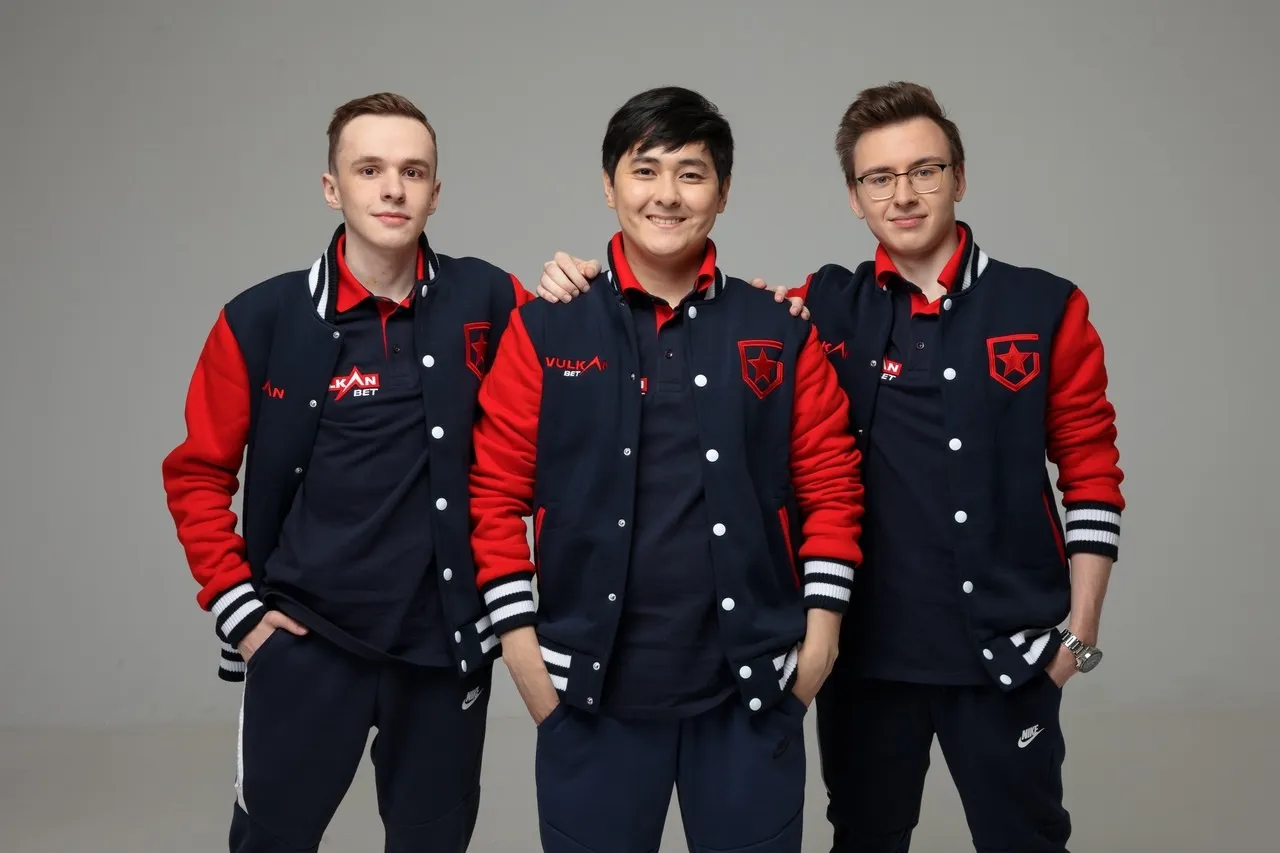 Players — Party Astronauts: прямая трансляция и коэффициенты на матч ESL Pro League Season 15
