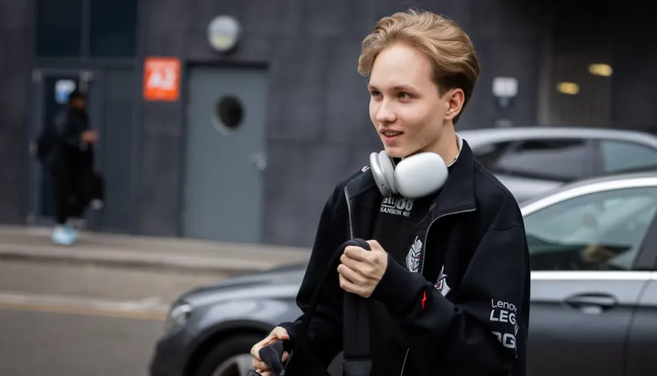 Илья m0NESY Осипов