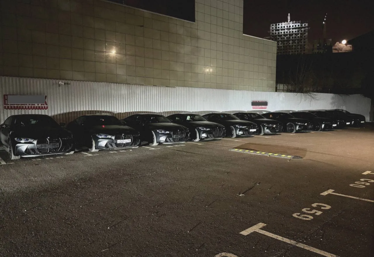 В середине июля 2024 года Михаил Литвин сообщил, что разыграет 10 BMW M4. Общий призовой фонд конкурса составляет 130 млн рублей.
