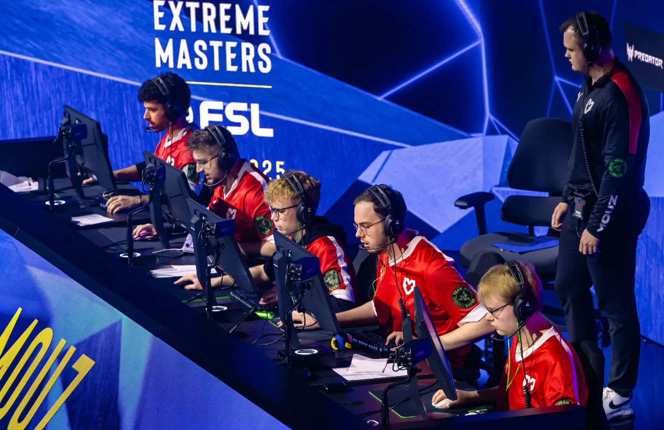 MOUZ
