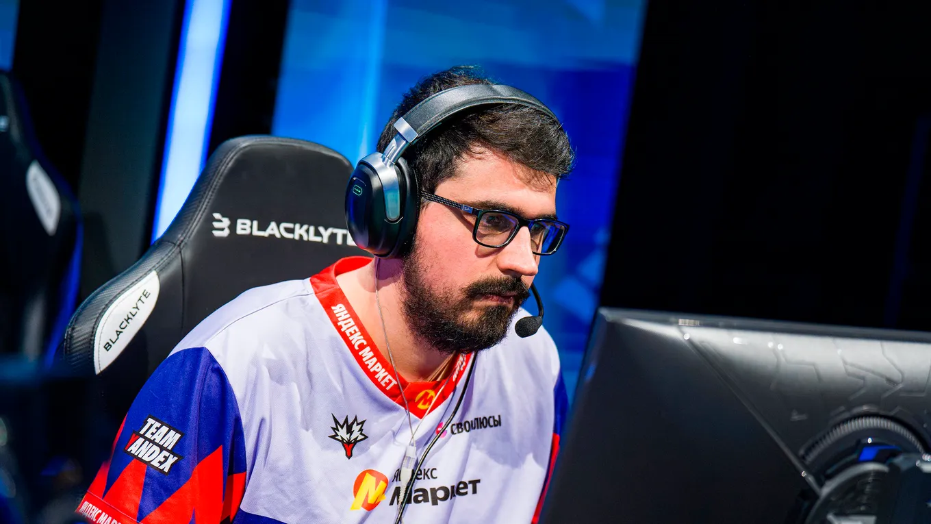 Мартин Saksa Саздов – самый опытный игрок в составе Team Yandex и чемпион The International 2022