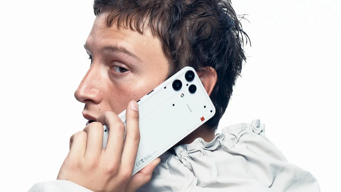 Nothing Phone (3a) Lite предлагает базовые параметры, с некоторыми заимствованиями от более дорогих моделей бренда