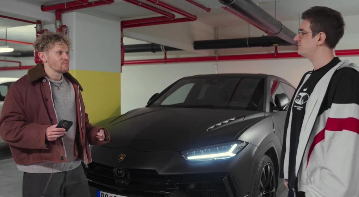Evelone192 владеет Lamborghini Urus S за 34 млн рублей