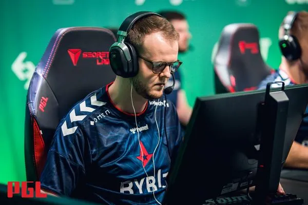 Astralis — Movistar Riders: уверенная победа для датчан?