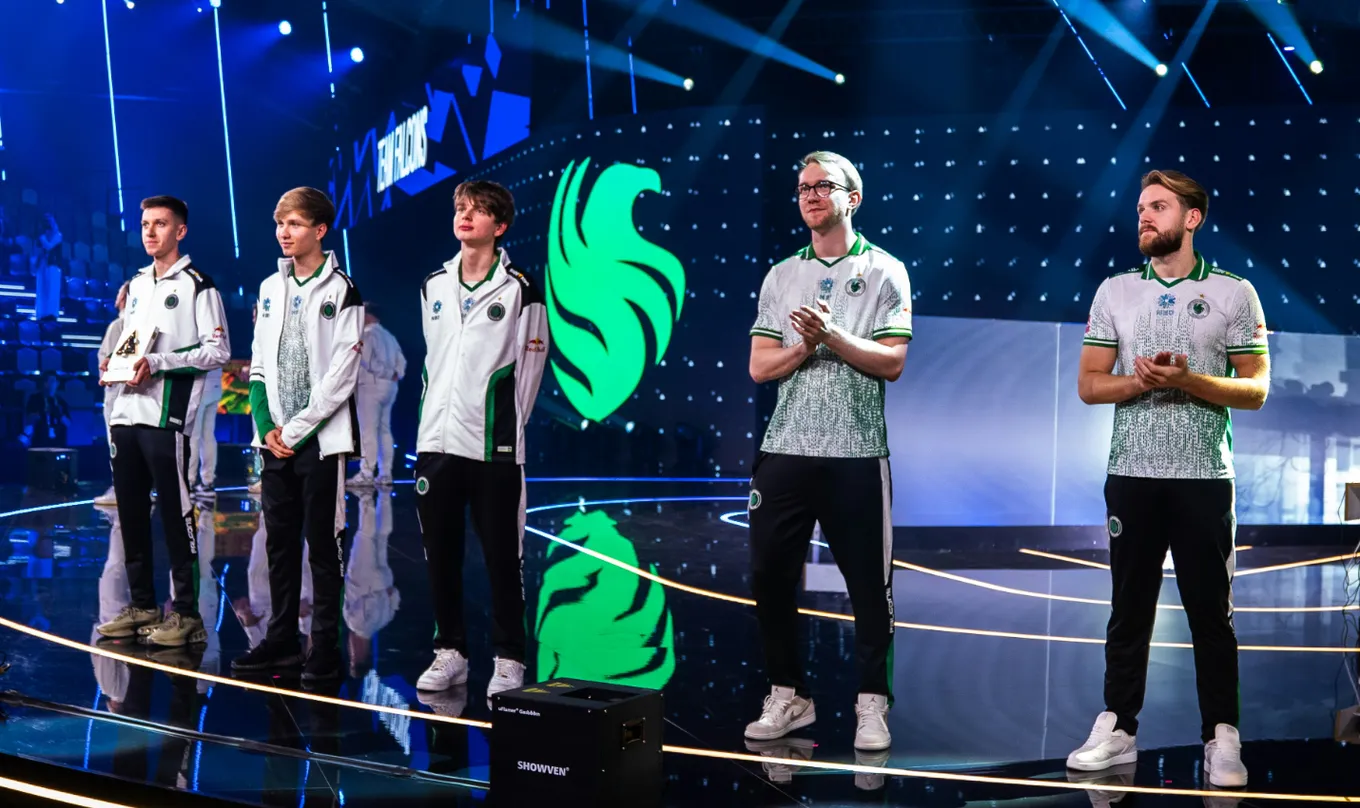 Прогноз на матч Vitality – Falcons: встреча уровня гранд-финала турнира