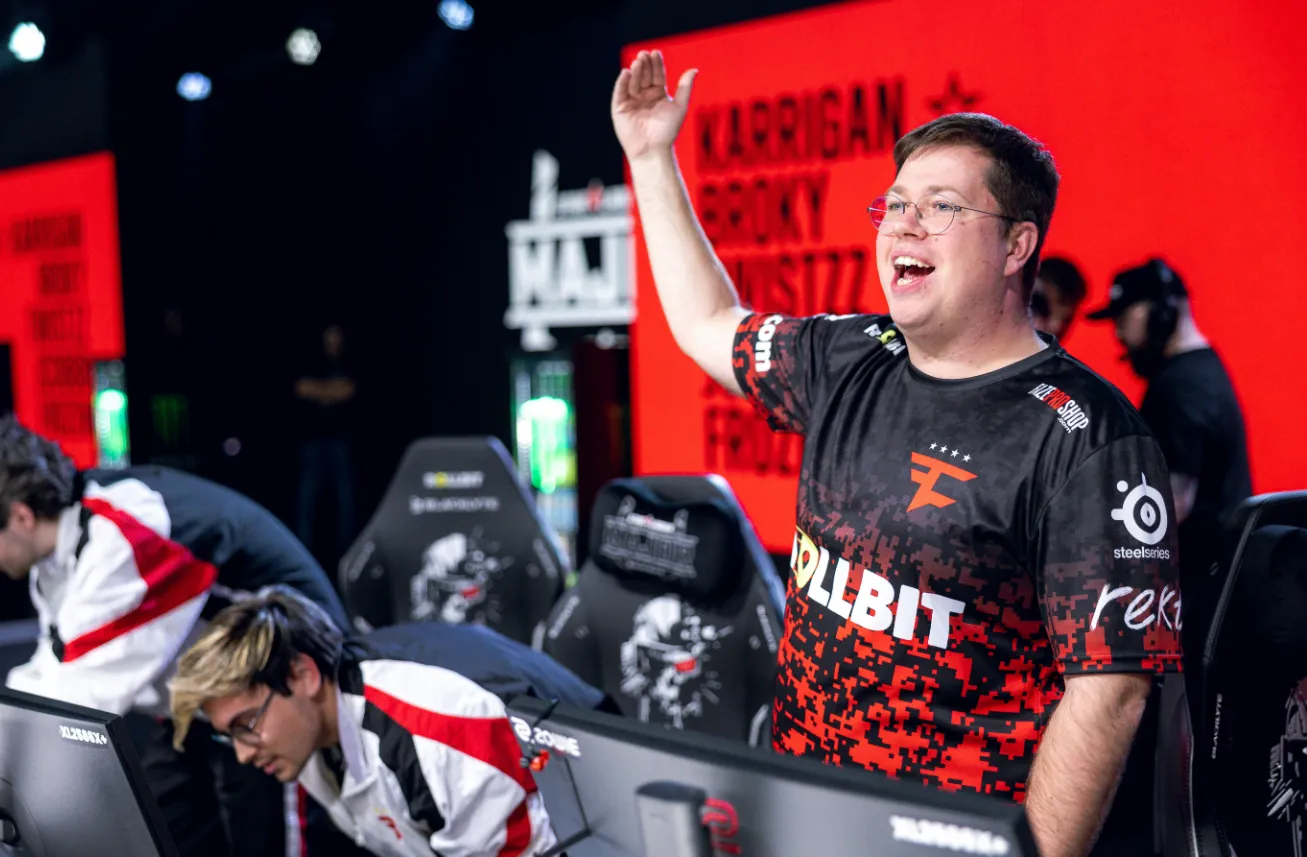 Прогноз на матч FaZe – Ninjas in Pyjamas: повторение матча первой стадии