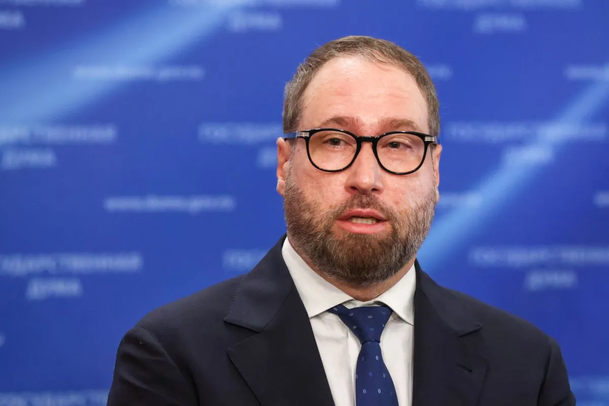 Депутат Антон Горелкин заявил, что цель инициативы – не конфронтация с зарубежными компаниями
