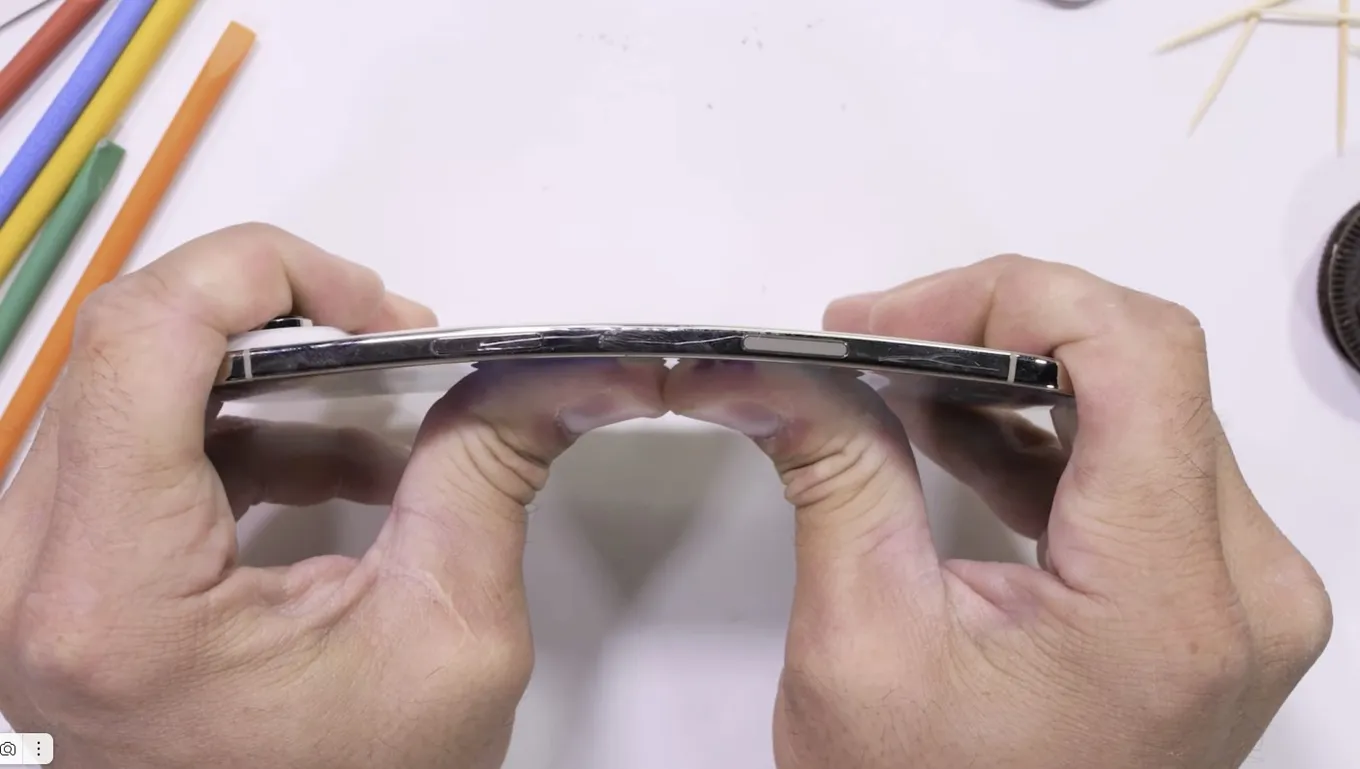 Тест iPhone Air