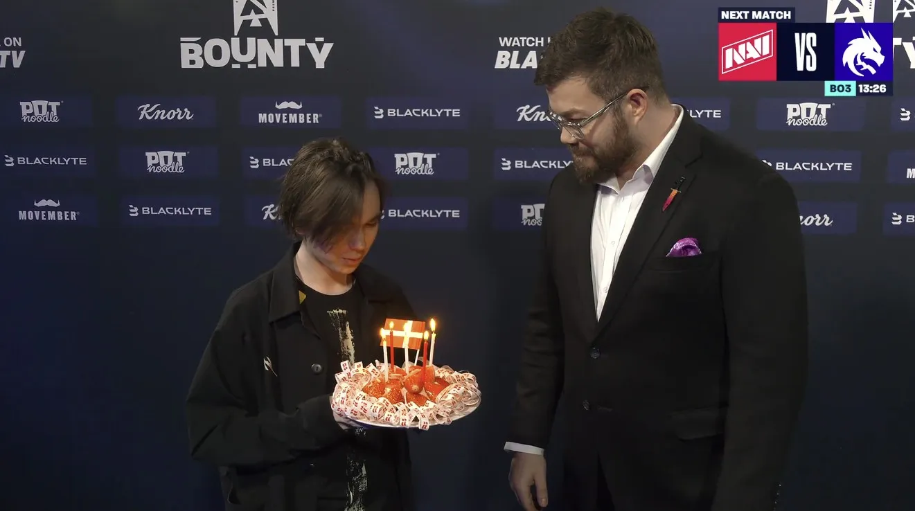 Крышковец задувает свечи на BLAST Bounty Spring 2025